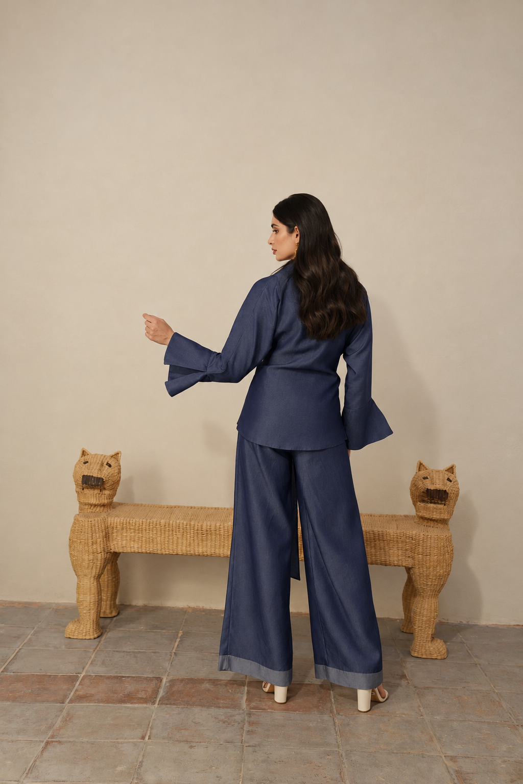 Lightweight Indigo Paloma