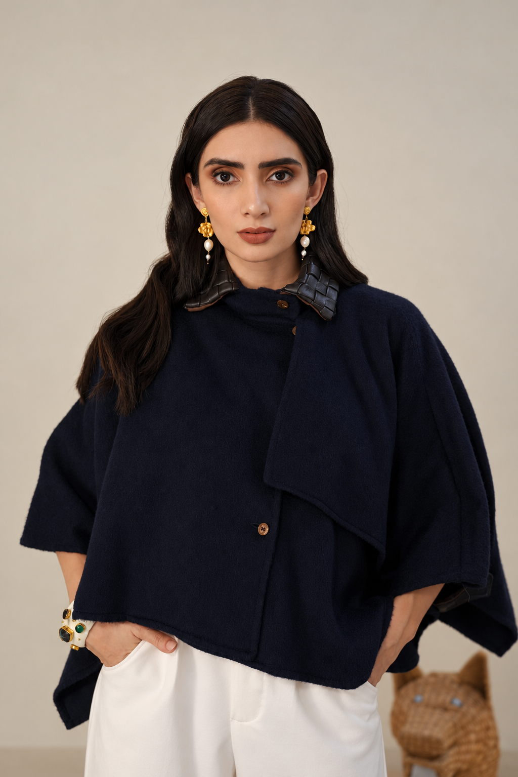 Alpaca Coni with Woven Leather Collar
